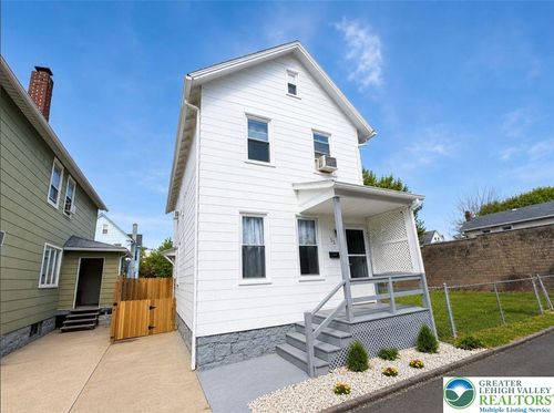 53 Oneill Ave, Wilkes Barre, PA, 18702 | Card Image