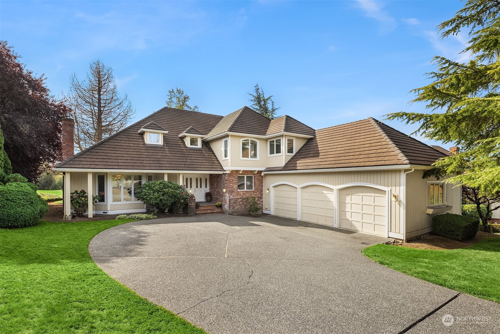 141st St, Woodinville, WA 98077