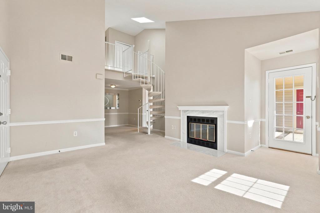Residential Lease in WOODBRIDGE 4