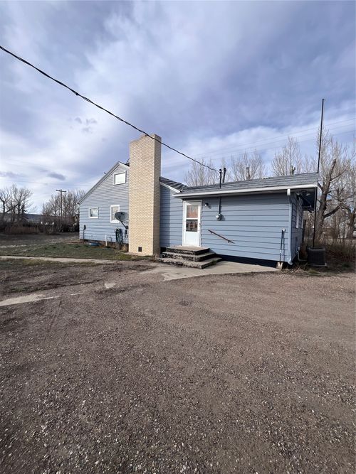 215 and 213 4th Avenue Nw, Kevin, MT, 59454 | Card Image