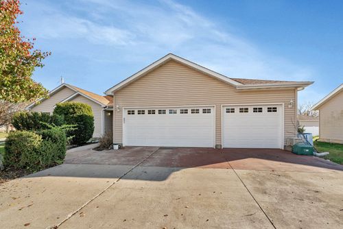 935 Andrew Lane, Marseilles, IL, 61341 | Card Image