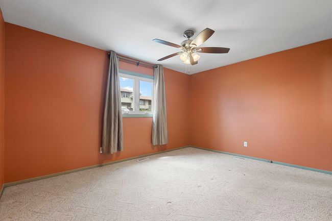 1212 Hilltop Blvd, House other with 3 bedrooms, 2 bathrooms and 1 parking in Mchenry IL | Image 9