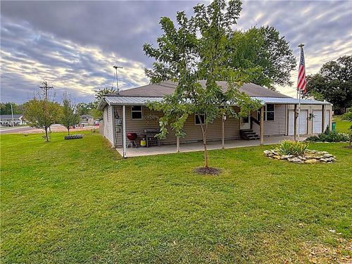 209 D St, Creighton, MO, 64739-8107 | Card Image