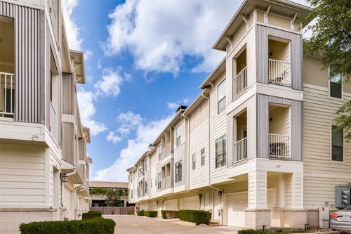 b5-2407 Stutz Dr, Dallas, TX, 75235-6513 | Card Image