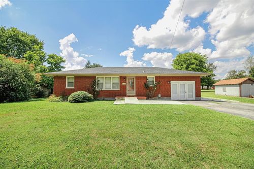 112 Green St, Horse Cave, KY, 42749-1316 | Card Image
