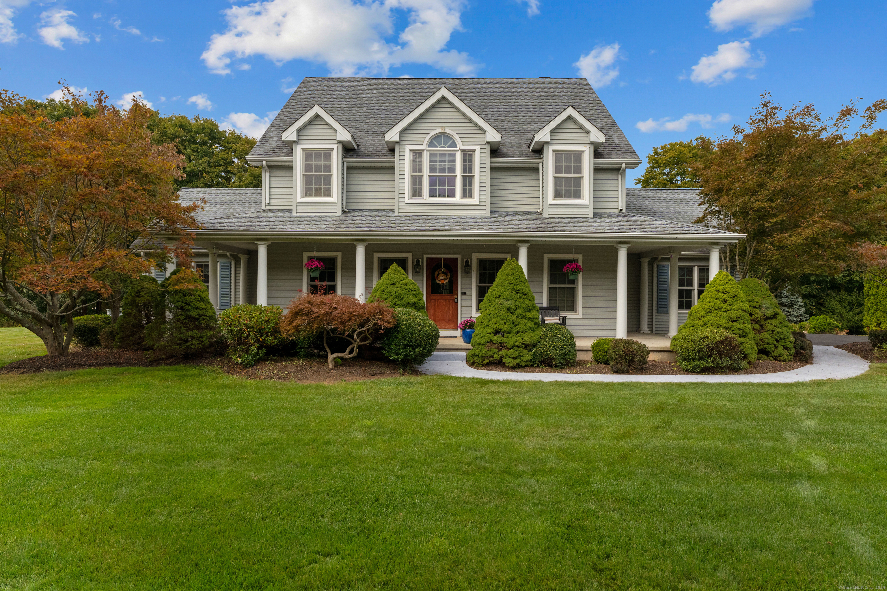 Taylor Ln, Wallingford, CT 06492
