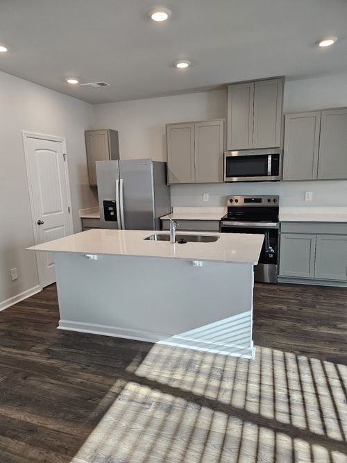 515 Ferndale Pl, Lebanon, TN, 37087-5339 | Card Image