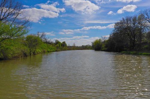 11-11 Vintners Way, Fredericksburg, TX, 78624 | Card Image