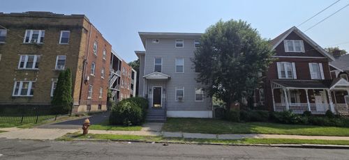 27 Allen Pl, Hartford, CT, 06106-3268 | Card Image