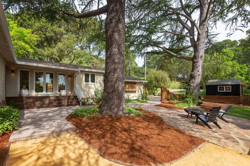 377 Wayside Rd, Portola Valley, CA, 94028-7223 | Card Image