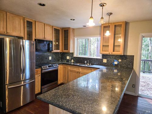 4030 Ridge Cir, Willits, CA, 95490-9442 | Card Image
