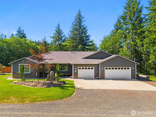 59 Timothy Ln E, Elma, WA, 98541-9481 | Card Image