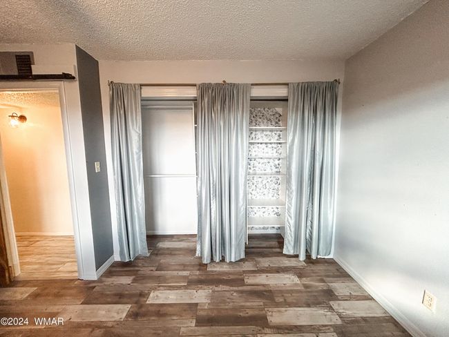 Master closet | Image 31