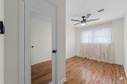 112-36 180th St, Jamaica, NY, 11433-3508 | Card Image