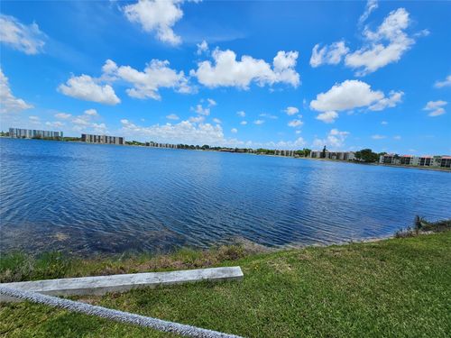 307-115 Lake Emerald Dr, Oakland Park, FL, 33309 | Card Image