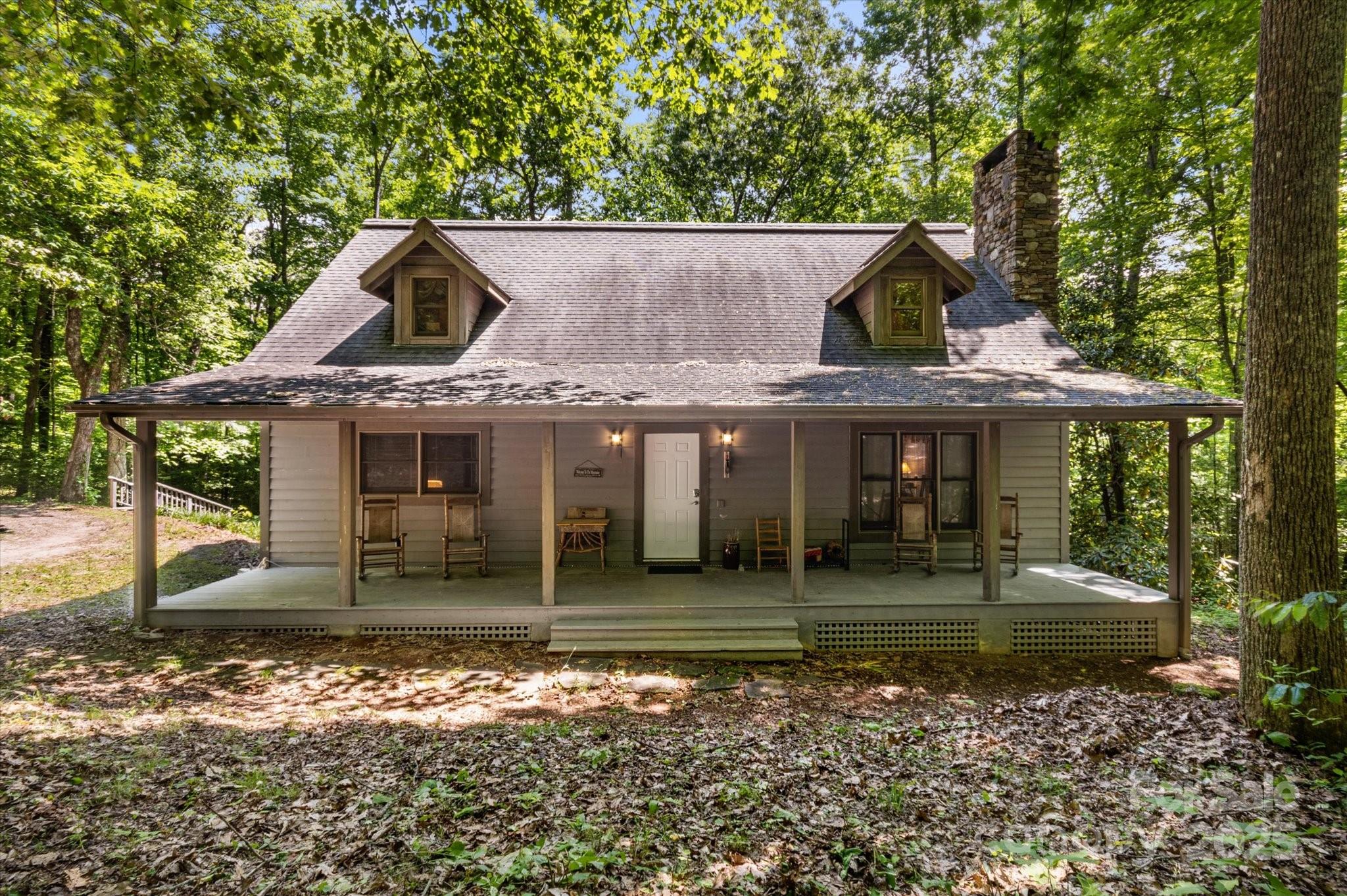 Orchard Mountain Rd, Saluda, NC 28773