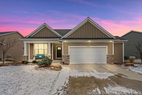 bldg-84-5550 Preserve Ct, Belmont, MI, 49306-8510 | Card Image