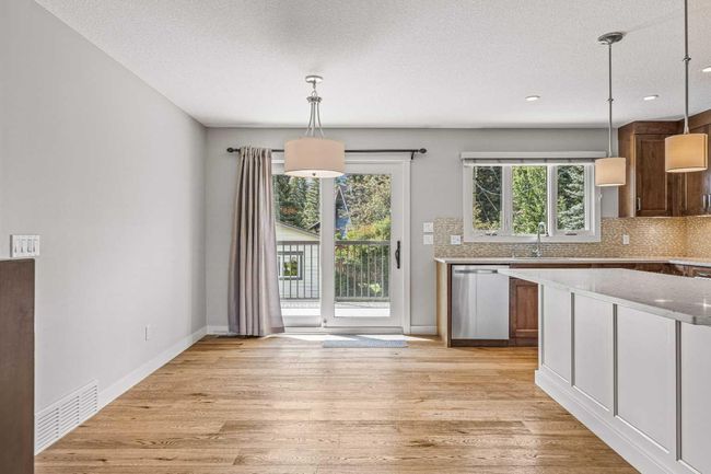 949 13 St, House other with 3 bedrooms, 2 bathrooms and 4 parking in Canmore AB | Image 14