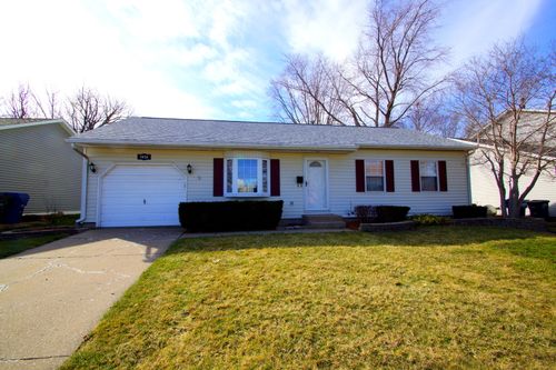 3416 18th St, Bettendorf, IA, 52722-2710 | Card Image