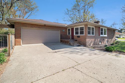 139 E Lewis Ave, Milan, MI, 48160-1156 | Card Image