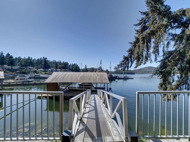 5006 Johnstone Road, House other with 3 bedrooms, 2 bathrooms and 2 parking in Madeira Park BC | Image 31