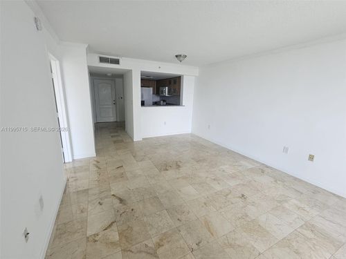 apt-2111-2101 Brickell Ave, Miami, FL, 33129-2124 | Card Image