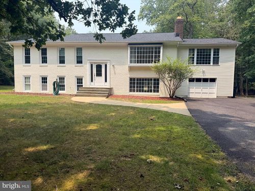 8910 Brook Dr, Waldorf, MD, 20603-6000 | Card Image
