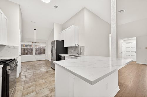 2927 Walnut Springs Dr, Katy, TX, 77449-6208 | Card Image
