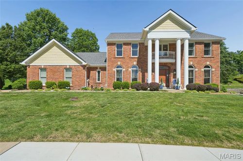 1312 Riverdale Cir, Chesterfield, MO, 63005-4472 | Card Image