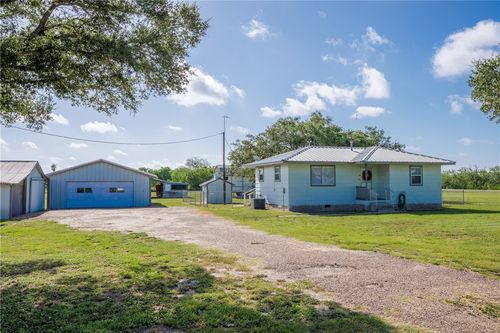 630 County Road 305, Orange Grove, TX, 78372-9236 | Card Image