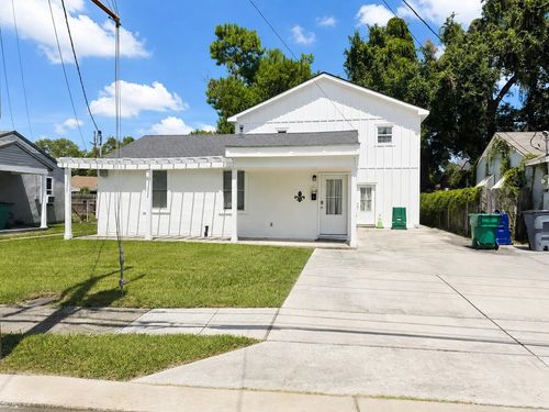 4423 Karen Ave, Jefferson, LA, 70121-1329 | Card Image