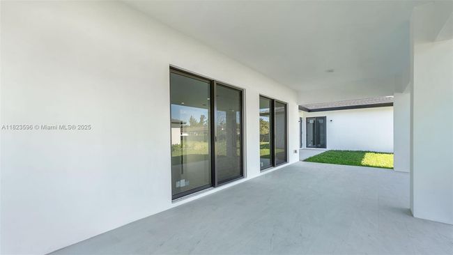 15455 Sw 232 Nd St, House other with 5 bedrooms, 4 bathrooms and null parking in Miami FL | Image 46