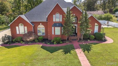 902 Paradise Ln, Poplar Bluff, MO, 63901-2240 | Card Image