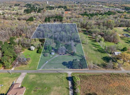 732 Pickthorne Rd, Cabot, AR, 72023-8321 | Card Image