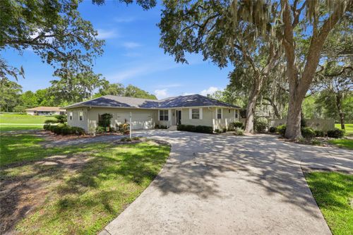561 Se 28th St, Melrose, FL, 32666-5358 | Card Image