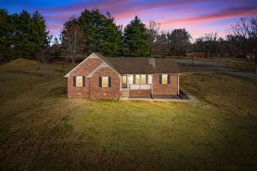 719 Darrow Dr, Pleasant View, TN, 37146-8075 | Card Image