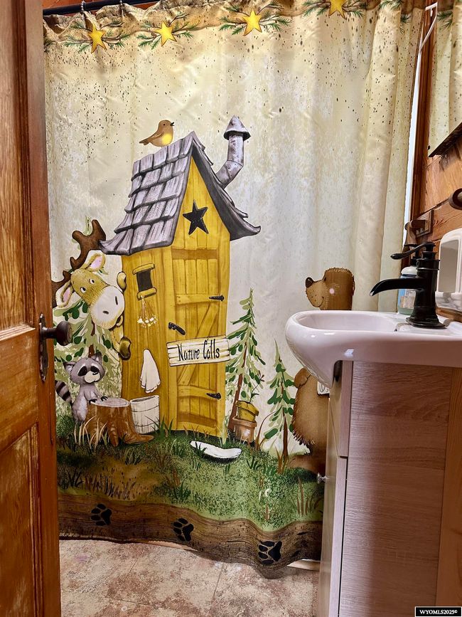 1234 Arapahoe St, House other with 3 bedrooms, 1 bathrooms and null parking in Thermopolis WY | Image 10