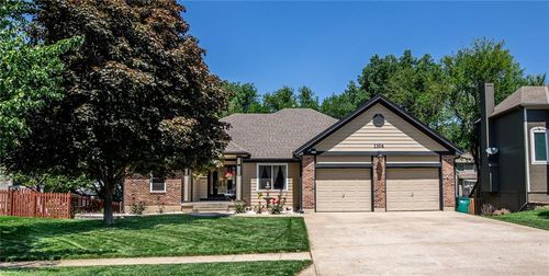 1104 N 2nd Street East Street, Louisburg, KS, 66053 | Card Image