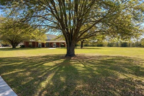 10 Tierra Lago Dr, Carriere, MS, 39426-7746 | Card Image