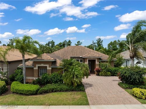 8888 Mustang Island Cir, NAPLES, FL, 34113-1642 | Card Image