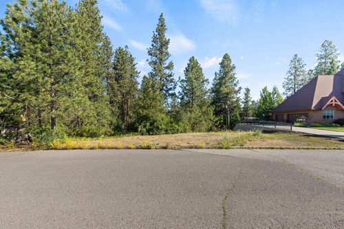 1841 E Pinecrest Rd, Spokane, WA, 99203 | Card Image