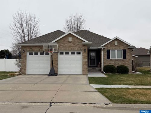 110 Jefferson St, Aurora, NE, 68818-2427 | Card Image