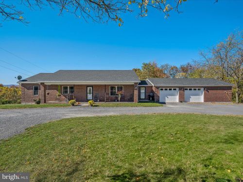 11898 Winchester Grade Road, BERKELEY SPRINGS, WV, 25411 | Card Image