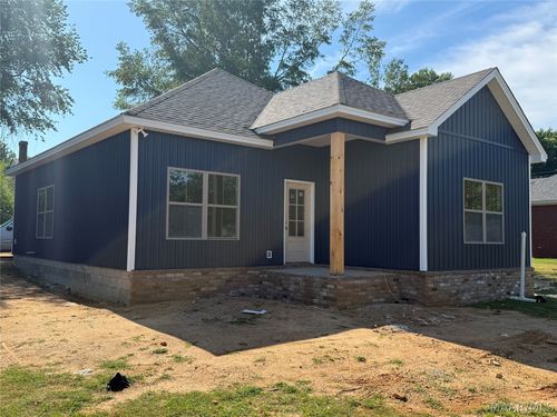 404 Alabama St, Wetumpka, AL, 36092-1821 | Card Image