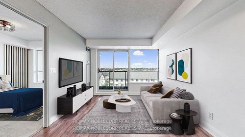 516-20 N Park Rd, Vaughan, ON, L4J0G7 | Card Image