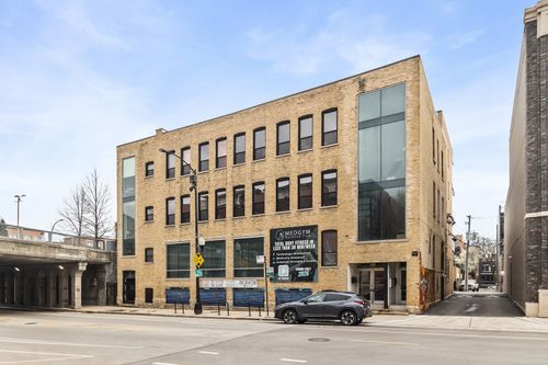 202-1755 Damen Ave, Chicago, IL, 60647-2051 | Card Image
