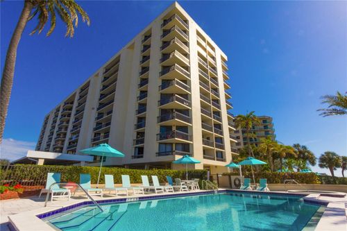 apt-401-690 Island Way, CLEARWATER BEACH, FL, 33767-1926 | Card Image