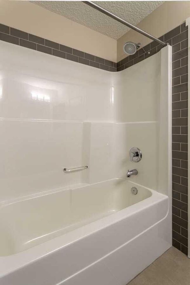 144 Sunvalley Road, Townhouse with 3 bedrooms, 4 bathrooms and 2 parking in Cochrane AB | Image 21