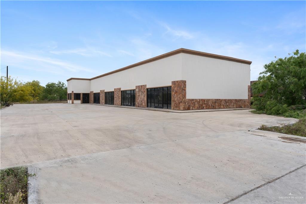 Commercial Sale in Donna 5