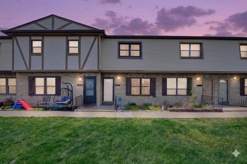 b4-3820 Queen Anne Pl, Grove City, OH, 43123-3923 | Card Image